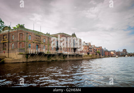 L'incollaggio magazzino Edificio, York, Regno Unito. Foto Stock
