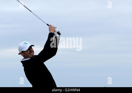 Isola di Purbeck Golf Club, Dorset, Regno Unito, 31 maggio 2016. Tom pettinatore (SFG/Golf et Country Club de Bossey) unità da xviii durante il round finale del Jamega Pro Golf Tour all'Isola di Purbeck Golf Club, Inghilterra. Credito: David Partridge / Alamy Live News Foto Stock