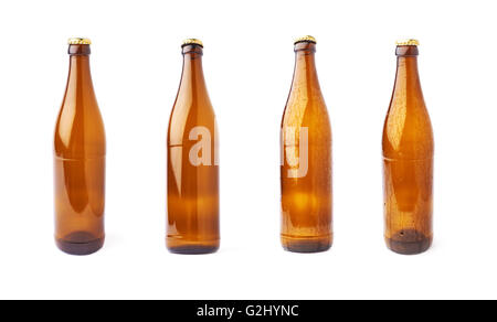 Birra vuote bottiglia di vetro isolato su sfondo bianco Foto Stock