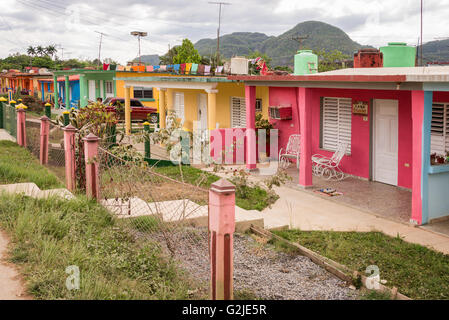 Case colorate in Vinales, Cuba Foto Stock