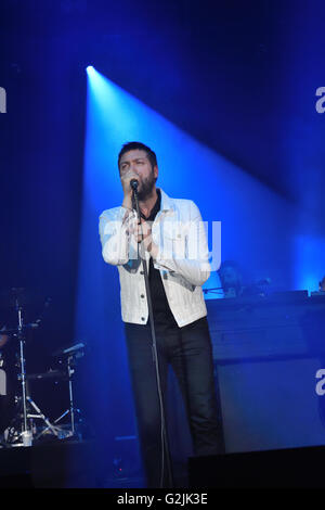 Kasabian sul palco in Swindon Foto Stock