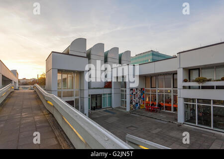 Archivio Bauhaus & Design Museum, architetto Walter Gropius 1976-79, Berlino, Germania, Europa Foto Stock