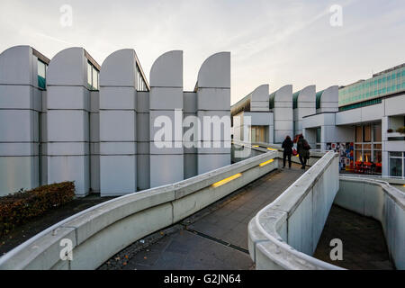 Archivio Bauhaus & Design Museum, architetto Walter Gropius 1976-79, Berlino, Germania, Europa Foto Stock