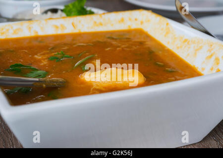 Moqueca di gamberetti, piatto brasiliano Foto Stock