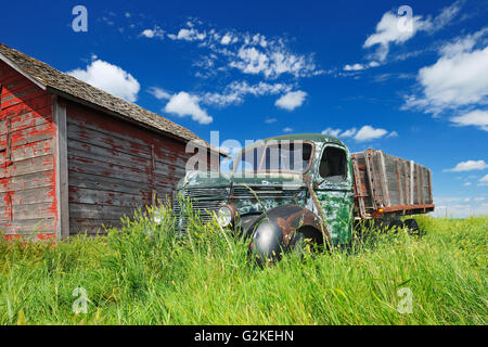 Vecchio carrello internazionale in legno ed in Saskatchewan in Canada Foto Stock