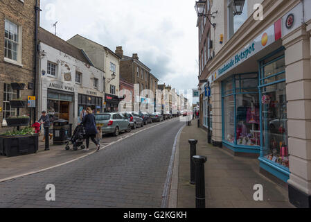 High street Ely Cambridgeshire guardando ad est Foto Stock