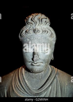 Gandhara, 2° secolo. Questa mostra quattro lati della vita di Buddha: la sua nascita, l'illuminismo, il suo primo sermone e la visita di Brahma e Indra. Foto Stock