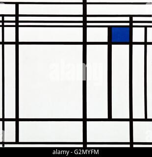 Dipinto dal famoso artista olandese Piet Mondrian (7 marzo 1872 - 1 febbraio 1944), opera intitolata 'Composizione con blu". Dipinto nel 1937. Foto Stock