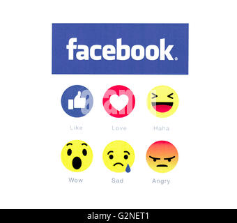 Belchatow, Polonia - 23 Maggio 2016: logo di Facebook e il pulsante 6 gli Emoji icona stampata su carta bianca. Foto Stock