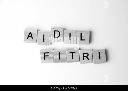 Eid al-Fitr è un importante festa religiosa celebrata dai musulmani di tutto il mondo che segna la fine del Ramadan Foto Stock
