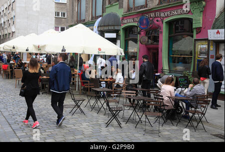 Art cafe e bar Kalambur, Wroclaw, Slesia, Polonia, Europa Foto Stock