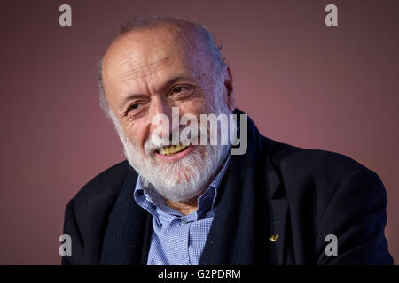 Carlo Petrini Presidente e fondatore del movimento Slow Food Foto Stock