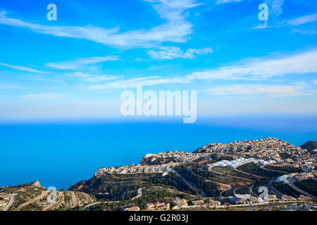 Benitatxell zona spiaggia vista aerea Alicante in Spagna mare mediterraneo Foto Stock