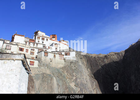Diskit monastero o diskit gompa è la più antica e più grande monastero buddista. nubra valle del Ladakh, India. Foto Stock