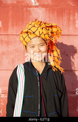 Shan ragazza, Taunggyi, Myanmar (Birmania) Foto Stock