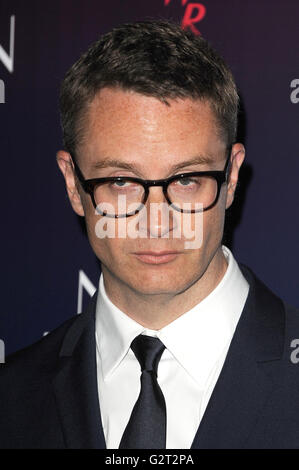 Direttore di Nicolas Winding Refn assiste il Regno Unito Premiere del demone al neon a Picturehouse centrale di Londra. Il 31 maggio 2016 © Paul Treadway Foto Stock