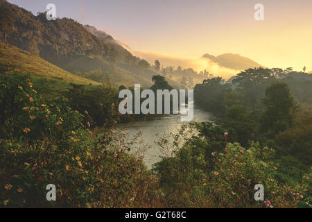 Sunrise intorno a Lanquin villaggio nei pressi di Semuc Champey Foto Stock