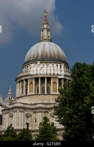La Cattedrale di St Paul,progettato in inglese in stile barocco da Sir Christopher Wren London , REGNO UNITO Foto Stock