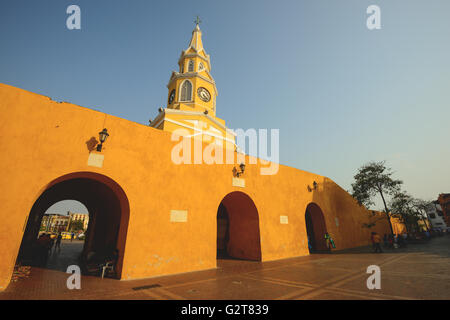 Torre dell'orologio di Cartegena città sulla costa nord della Colombia Foto Stock