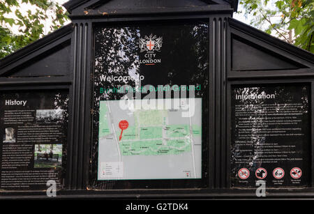 Campi Bunhill sepoltura fuori città Road, Londra è il luogo di riposo di alcune notevoli londinesi. Foto Stock