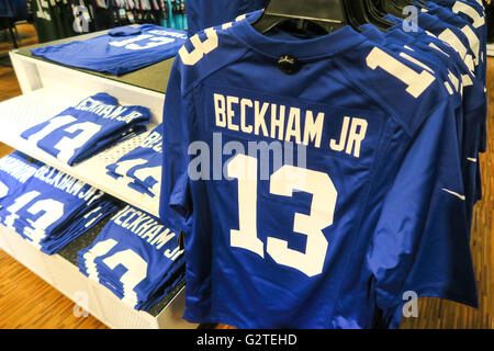 NFL di abbigliamento di marca Display, Modell il negozio di articoli sportivi interni, NYC Foto Stock