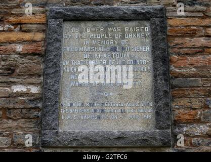 Il recentemente ristrutturato Kitchener Memorial, dedicato a Lord Kitchener, a Marwick testa in Orkney, verrà svelata la domenica per contrassegnare il centesimo anniversario del naufragio della HMS Hampshire. Foto Stock