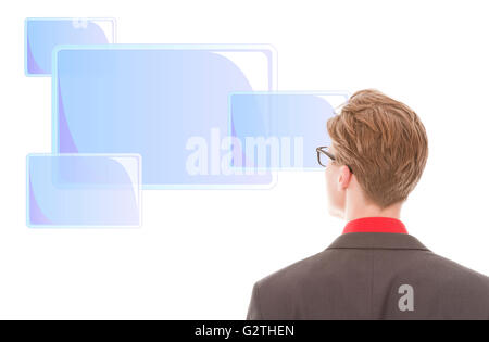 Giovane imprenditore guardando azzurro telai isolati su sfondo bianco Foto Stock