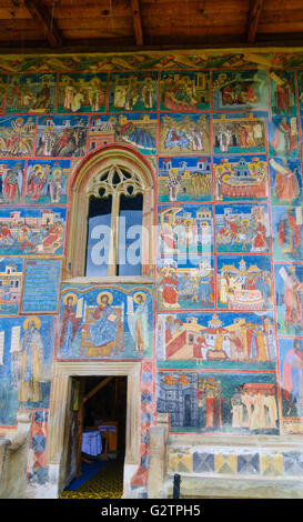 Monastero di Voronet ;Chiesa Sfantul Gheorghe ( ' San Giorgio ' ) ; affresco della Romania, Gura Humorului Foto Stock