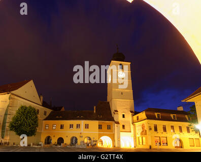 Piata Mare ( Piazza Grande) con torre del Consiglio, Romania, Transilvania, Transilvania, Siebenbürgen (Transsilvanien) , Sibiu (Hermann Foto Stock