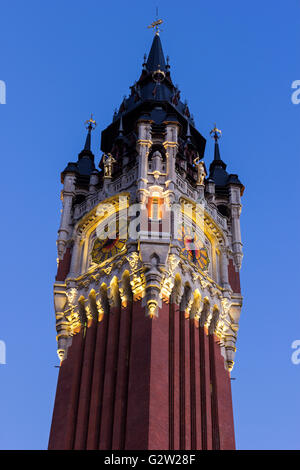 Campanile del Municipio in Calais in Francia Foto Stock