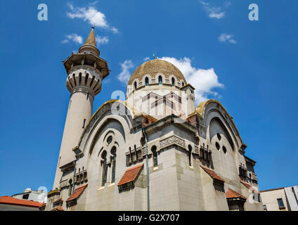 La Grande Moschea Mahmudiye (Moscheea Mare Mahmoud II), famosa architettura e monumento religioso in Constanta, Romania Foto Stock