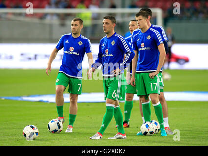 In Irlanda del Nord la Chris Baird durante l'amichevole internazionale corrisponde all'Antona Malatinskeho Stadium, Trnava, Slovacchia. Foto Stock