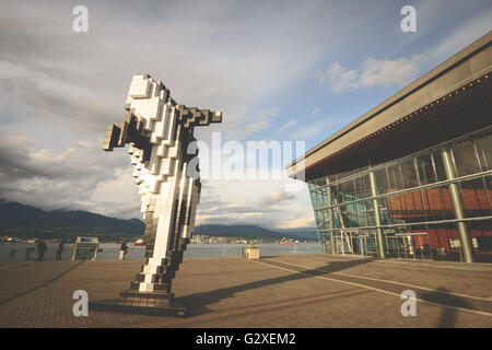 Il Digital Orca scultura di Coal Harbour, Vancouver Foto Stock