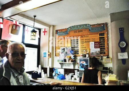 Cooke Pie e Mash shop, Londra W12 Foto Stock