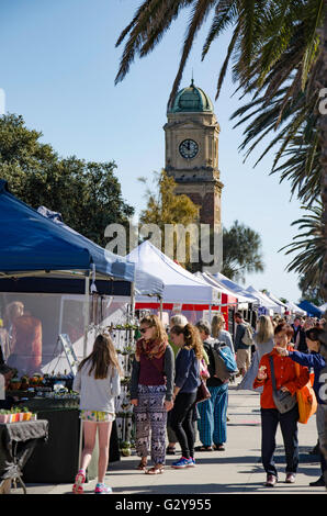 Il mercato del fine settimana Esplanade a St Kilda in Melbourne, Australia Foto Stock