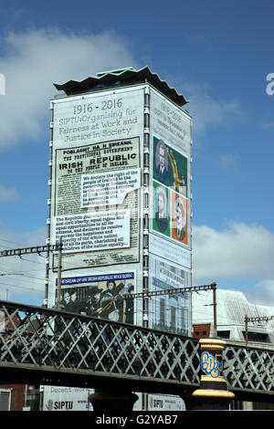 Liberty Hall, SIPTU HQ, commemorando il 1916 Pasqua che aumenta in tutto il 2016 Foto Stock