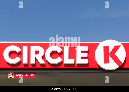 Circle K segno su una stazione di gas Foto Stock