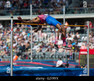 Alexander Stadium, Birmingham, Regno Unito. 05 Giugno, 2016. IAAF Diamond League Birmingham. Erik Kynard (USA) durante gli Uomini Salto in alto, 2016 IAAF Diamond League, Birmingham REGNO UNITO © Azione Sport Plus/Alamy Live News Foto Stock