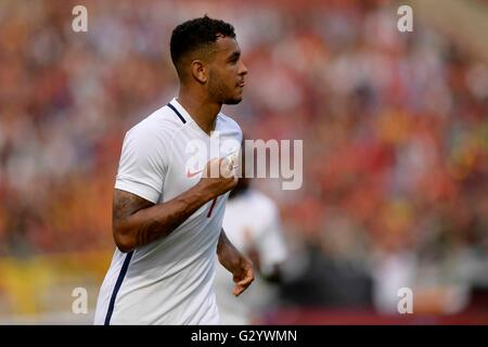 Bruxelles, Belgio. 05 Giugno, 2016. Calcio internazionale amichevole. Belgio contro la Norvegia. Re Joshua avanti di Norvegia celebra il punteggio obiettivo di stabilizzazione per 1-1 nel ventunesimo minuto durante la international amichevole tra Belgio e Norvegia prima della UEFA campionato europeo EURO 2016 in Francia . Il Belgio è venuto da dietro per vincere la partita 3-2 Credito: Azione Sport Plus/Alamy Live News Foto Stock