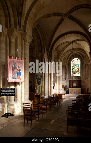 La Cappella di Sant'Anna a Romsey Abbey, chiesa parrocchiale di Santa Maria e San Ethelflaeda, Romsey, England, Regno Unito, Europa Foto Stock