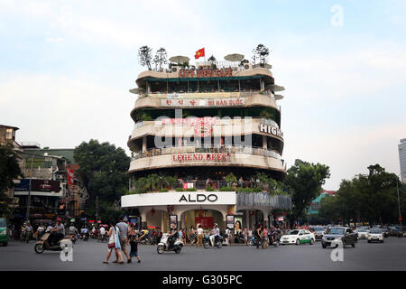 Piazza Principale Ba Dinh City View cafe bar Old Quarter Foto Stock