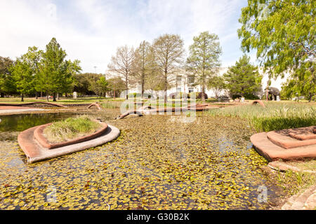 La laguna di Leonhardt al Fair Park, Dallas, Texas Foto Stock