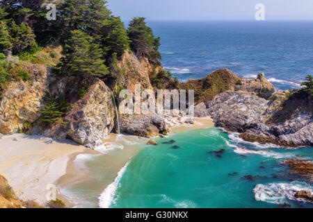 Spiaggia della California e cade Foto Stock