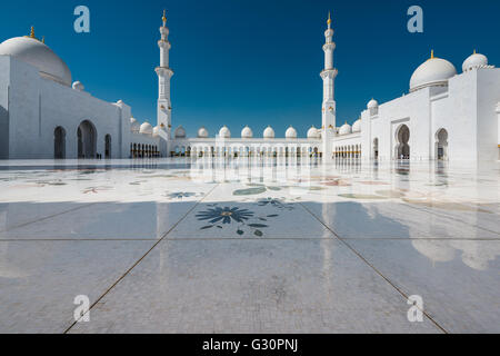La trascendenza, Sheikh Zayed Grande Moschea di Abu Dhabi Foto Stock
