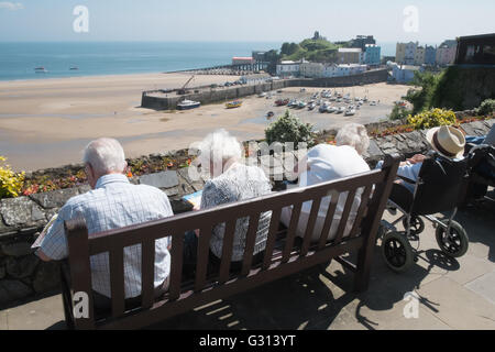 In località costiera comune di Tenby,Pembrokeshire,West Wales,Galles,U.K.UK,l'Europa. Foto Stock