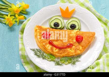 Divertente rana sorridente principessa frittata Foto Stock