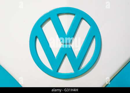 Dettaglio della parte anteriore di una degli anni settanta Volkswagen camper van. Foto Stock