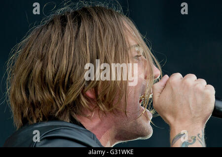 Norimberga, Germania. 05 Giugno, 2016. Il cantante Benjamin Kowalewicz del gruppo di musica il talento del Billy esegue sul palco durante il '2016 Rock im Park' music festival di Norimberga, Germania 5 Giugno 2016. Più di 80 gruppi di musica hanno performe dat festival. Foto: Daniel Karmann/dpa Credito: dpa picture alliance/Alamy Live News Foto Stock