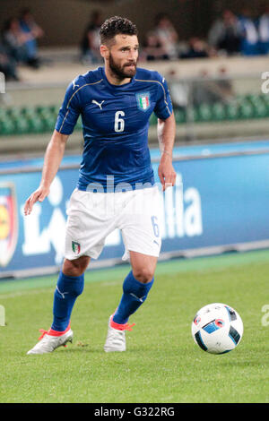 Lo Stadio Bentegodi di Verona, Italia. Il 6 giugno, 2016. Calcio internazionale amichevole. Italia contro la Finlandia. Antonio Candreva Credito: Azione Sport Plus/Alamy Live News Foto Stock