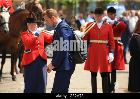 Inghilterra Harry Kane arriva al Team, Hotel Auberge du Jeu de Paume, Chantilly. Foto Stock